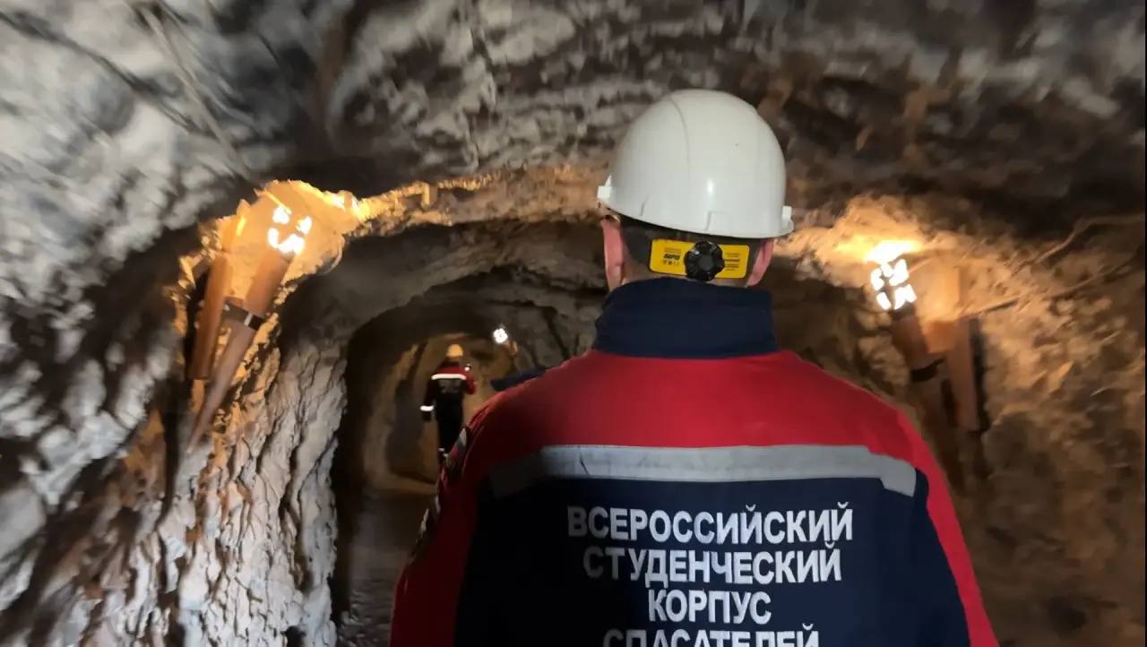 Добровольцы ВСКС познакомились с туристическими достопримечательностями Дагестана после завершения гуманитарной миссии